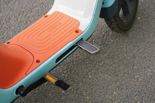 電動車也智能化 九號C40輕松上路，上車即走與智能電動行李箱的完美融合